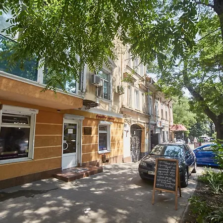 Apartment In The Very Center Of